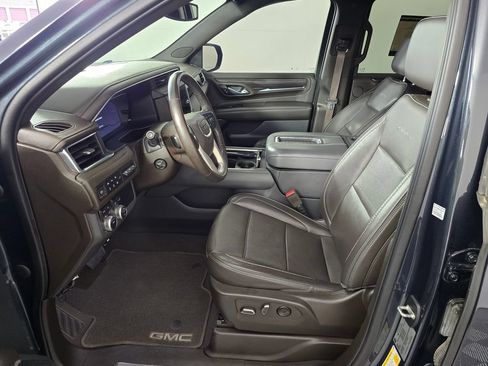 Used 2022 GMC Yukon XL Denali AWD/4WD image 22