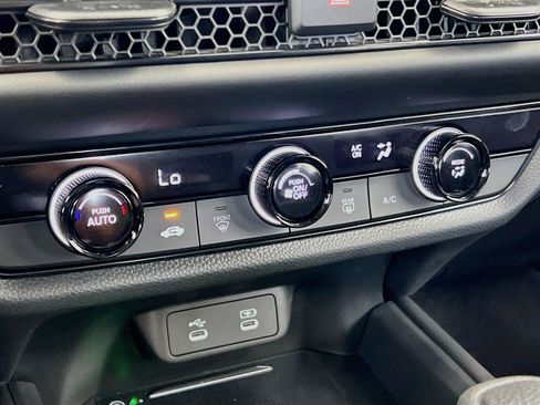 New 2027 Honda HR-V LX image 9