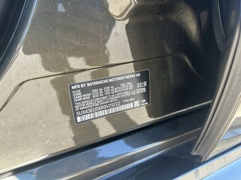 Used 2024 BMW X5 xDrive50e w/ M Sport Package image 10