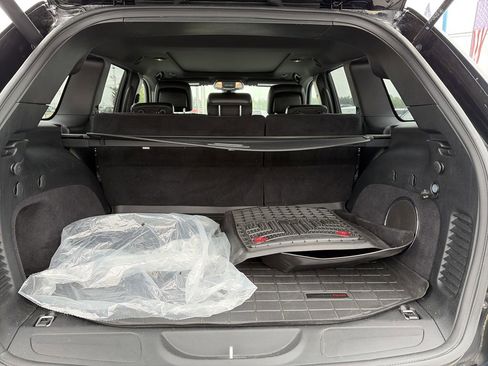 Used 2020 Jeep Grand Cherokee Limited w/ Luxury Group II RWD image 13