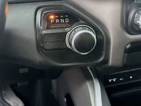 Used 2019 RAM 1500 Big Horn RWD image 16