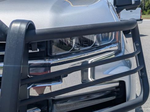 Used 2021 Chevrolet Silverado 1500 LTZ w/ LTZ Premium Package AWD/4WD image 11