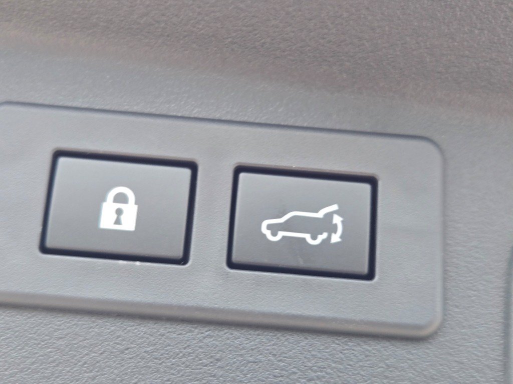 New 2026 Subaru Outback Touring AWD/4WD image 22