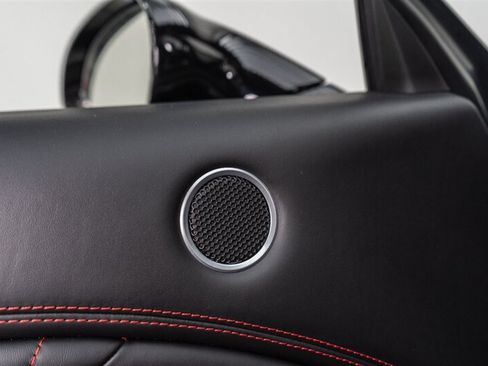 Used 2017 Ferrari California T RWD image 93