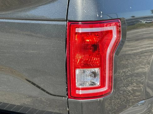 Used 2015 Ford F150 XLT w/ Equipment Group 301A Mid RWD image 24
