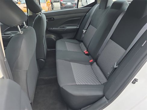 Used 2024 Nissan Versa S w/ S Plus Package image 32