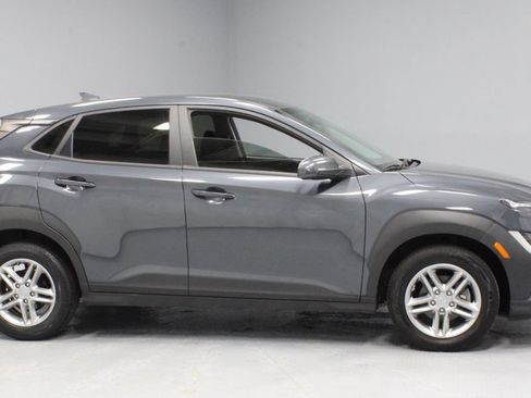 Used 2022 Hyundai Kona SE FWD image 11