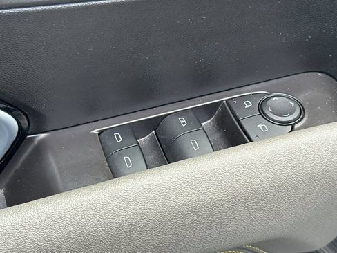 Used 2024 Chevrolet Colorado ZR2 AWD/4WD image 13