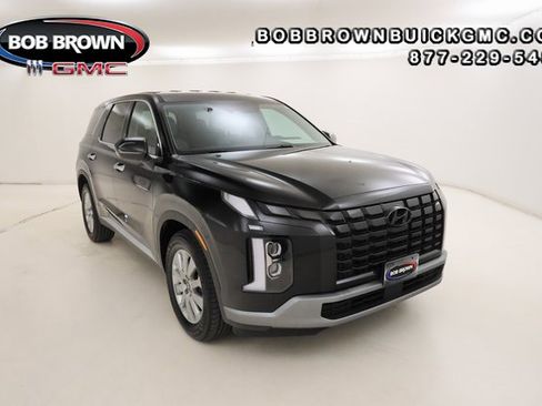 Used 2023 Hyundai Palisade SE image 1