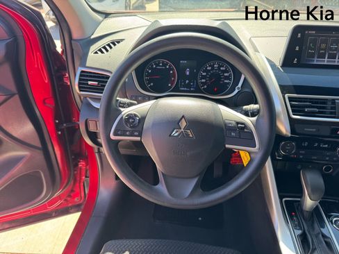 Used 2019 Mitsubishi Eclipse Cross AWD image 16