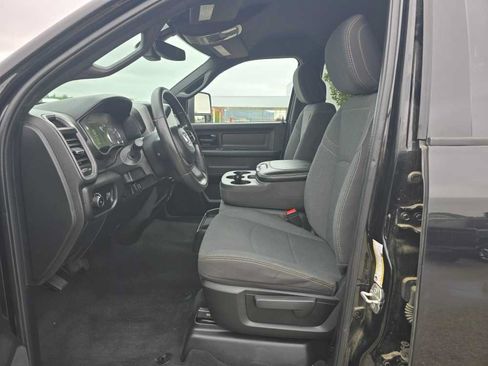 Used 2024 RAM 3500 Tradesman w/ Towing Technology Group AWD/4WD image 9