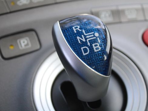 Used 2015 Toyota Prius Four FWD image 35