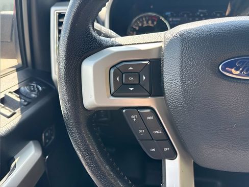 Used 2015 Ford F150 Lariat AWD/4WD image 16