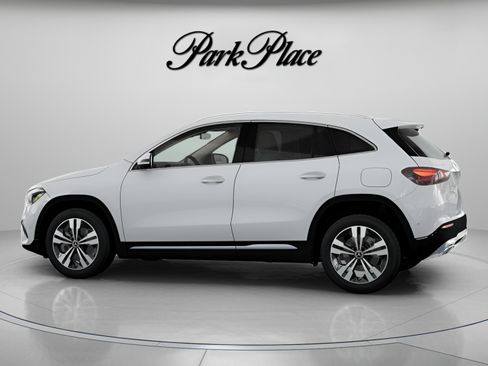 Used 2026 Mercedes-Benz GLA 250 image 8
