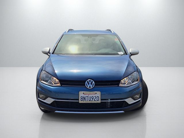 Used 2017 Volkswagen Golf Alltrack SEL AWD/4WD image 2