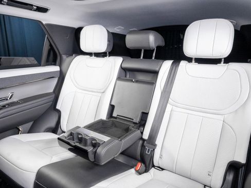 Used 2025 Land Rover Range Rover Sport Dynamic SE image 15