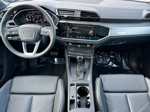 Used 2025 Audi Q3 2.0T Premium w/ Convenience Package image 13