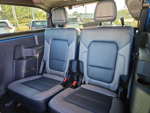 Used 2023 Ford Bronco Outer Banks w/ Sasquatch Package image 11