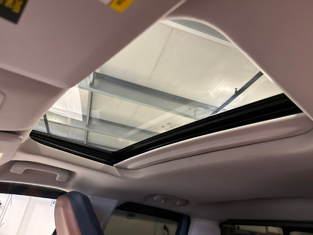 Used 2023 Ford Maverick Lariat w/ Lariat Luxury Package AWD/4WD image 20