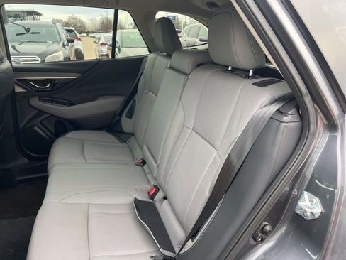 Used 2025 Subaru Outback Limited image 8
