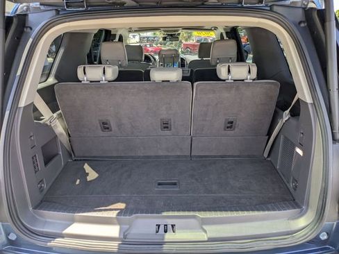 Used 2020 Ford Expedition XLT w/ Equipment Group 202A RWD image 28