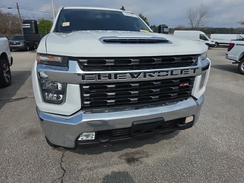 Used 2022 Chevrolet Silverado 2500 LT w/ Convenience Package image 9