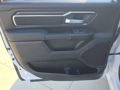 New 2026 RAM 1500 4x4 Crew Cab image 19