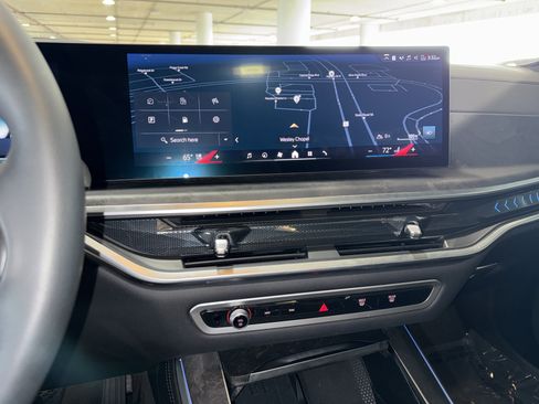 Certified 2025 BMW X5 xDrive50e w/ Premium Package image 26