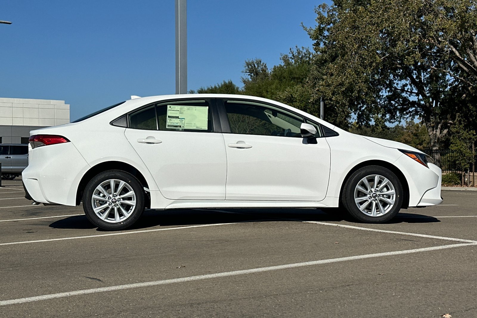 New 2027 Toyota Corolla LE w/ LE Premium Package FWD image 3