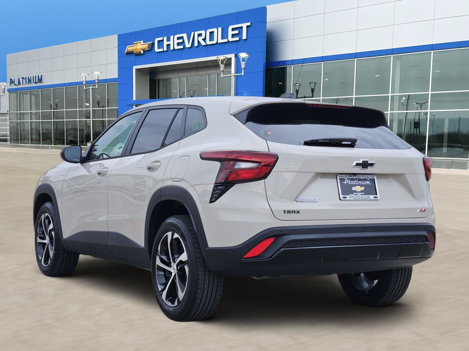 New 2026 Chevrolet Trax RS w/ Driver Confidence Package FWD image 4