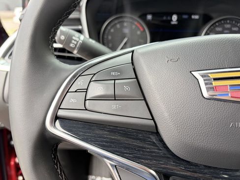 Certified 2025 Cadillac XT5 Premium Luxury w/ Technology Package AWD/4WD image 22