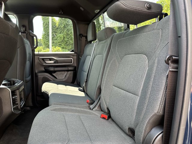Used 2022 RAM 1500 Big Horn AWD/4WD image 35