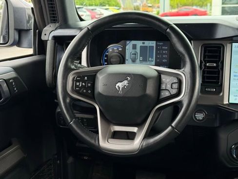 Used 2021 Ford Bronco First Edition AWD/4WD image 8