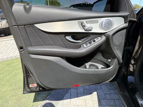 Certified 2020 Mercedes-Benz GLC 300 image 17