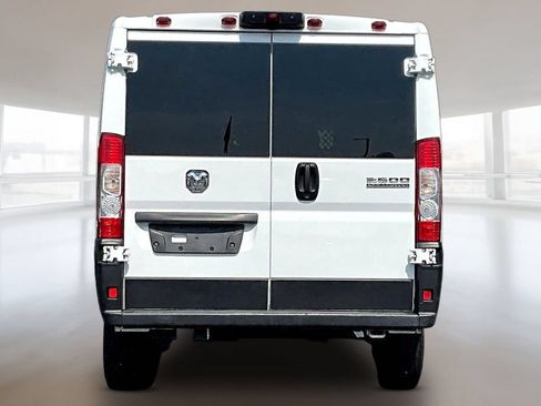 Used 2025 RAM ProMaster 2500 w/ U-Haul Equipment Group FWD image 5