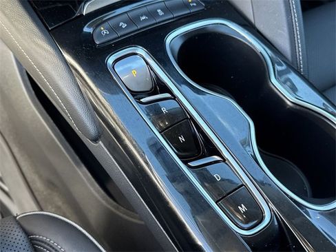 Used 2023 Buick Envision Essence image 13