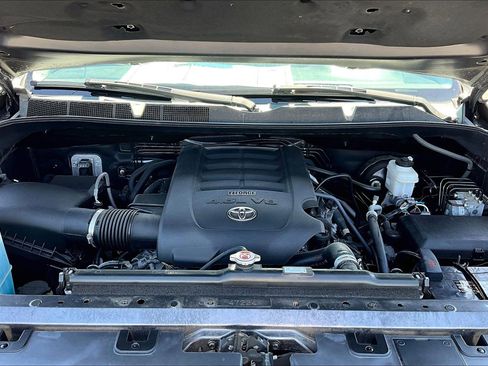 Used 2019 Toyota Tundra SR5 w/ SR5 Upgrade Package RWD image 9