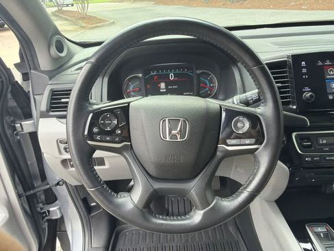 Used 2021 Honda Pilot Touring image 22