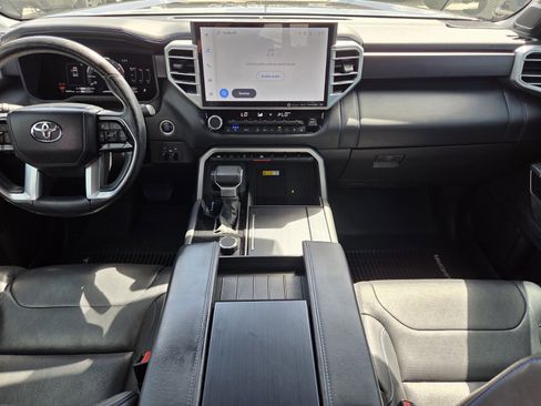 Used 2022 Toyota Tundra Platinum image 7