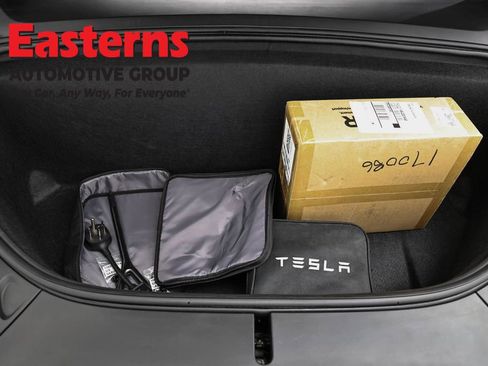 Used 2018 Tesla Model X 75D AWD/4WD image 7