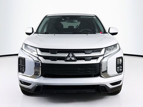 Used 2024 Mitsubishi Outlander Sport ES image 3