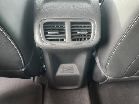 Used 2025 Buick Envision Sport Touring image 29