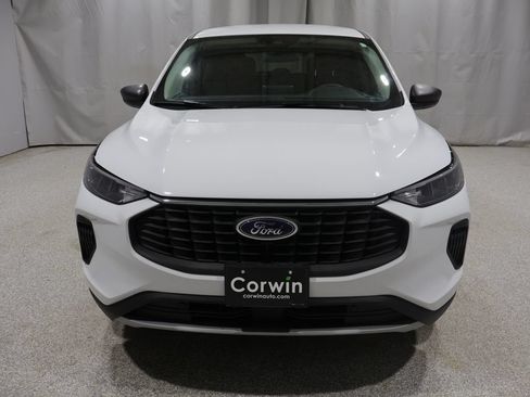 Used 2025 Ford Escape Active AWD/4WD image 6