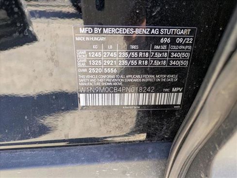 Used 2023 Mercedes-Benz EQB 250+ image 20