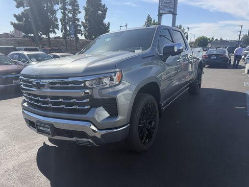 New 2026 Chevrolet Silverado 1500 LTZ w/ LTZ Premium Package RWD image 4