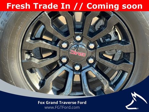 Used 2023 GMC Sierra 1500 AT4X image 11