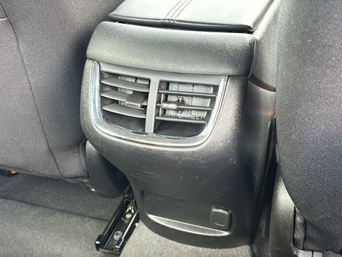 Used 2024 Chevrolet Malibu LT FWD image 38