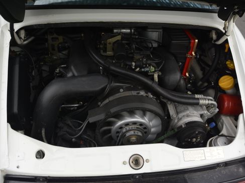 Used 1991 Porsche 911 Carrera image 40