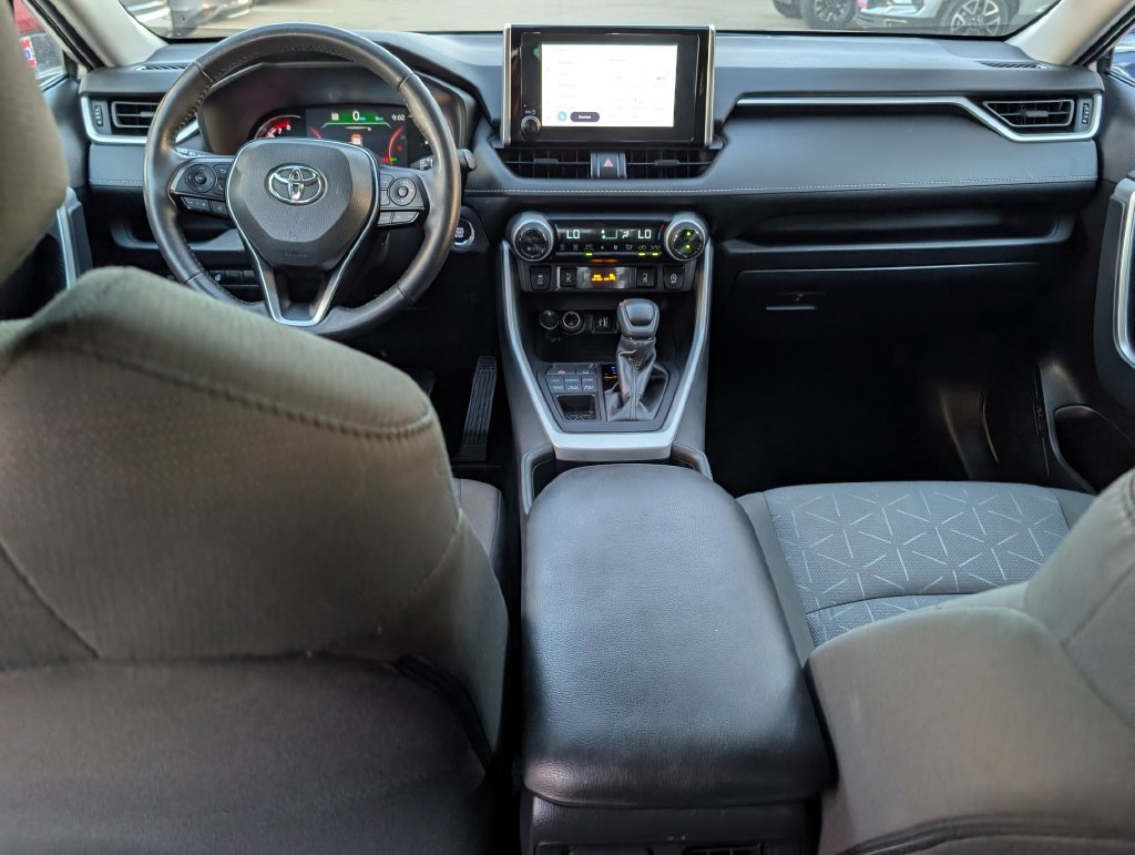 Used 2025 Toyota RAV4 XLE w/ Weather Package AWD/4WD image 15
