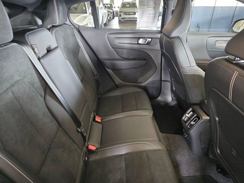 Certified 2023 Volvo C40 P8 Recharge Ultimate AWD/4WD image 12
